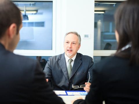 איך לבחור עורך דין גירושין